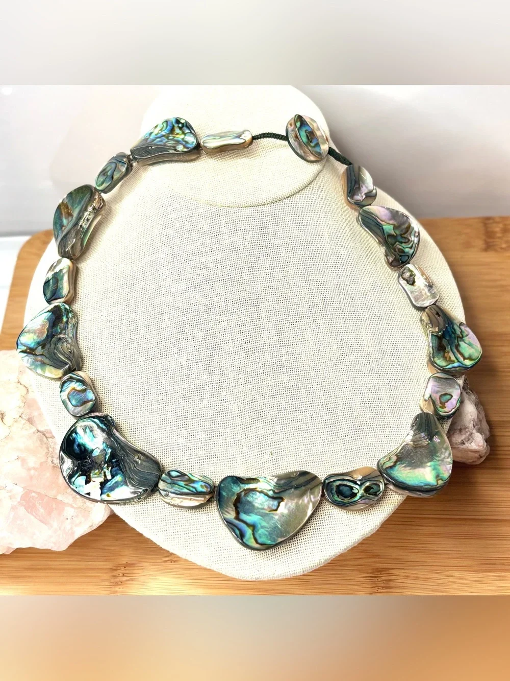 Abalone Shell Reversible Statement Necklace Iridescent Green Blue - Picture 2 of 9